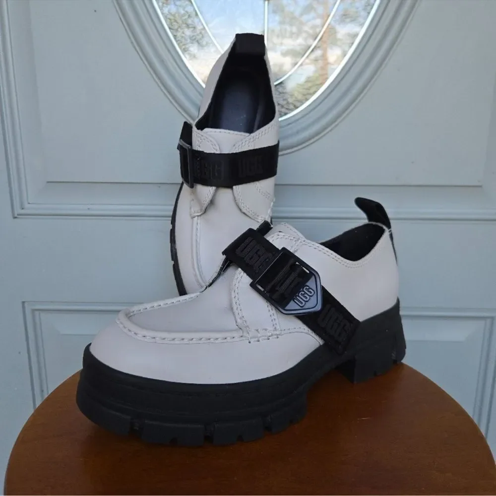 NWOT UGG Ashton Shoe White Black Leather Platform 10